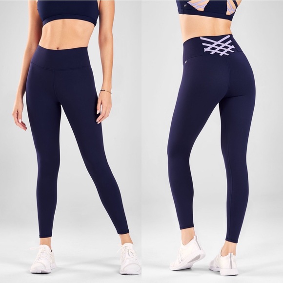 Fabletics Kessler Sabira Cross Back 78 